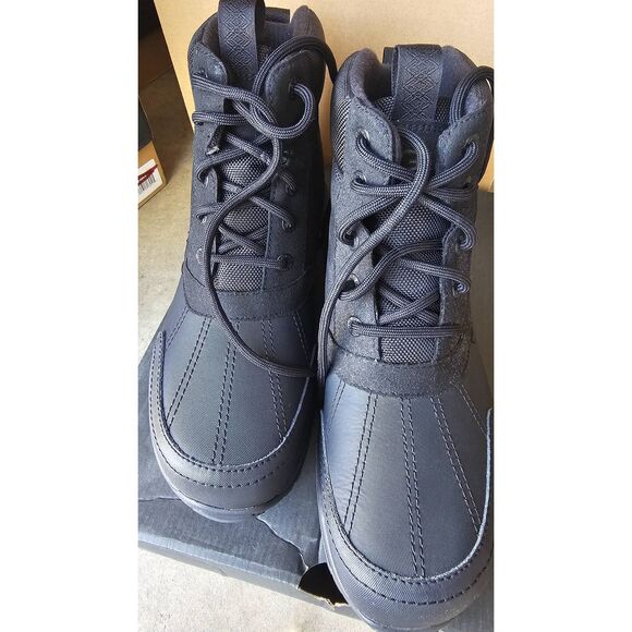 UGG Emmett Duck Boot in Chestnut. Size 9 Brand new with box. 100%authentic - Picture 9 of 12